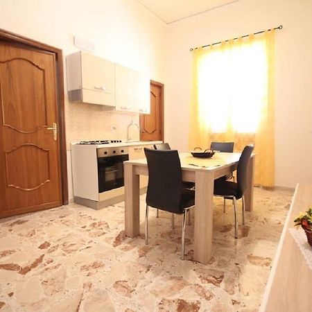 Le Tre Rose Di Mary Apartment Avola Luaran gambar